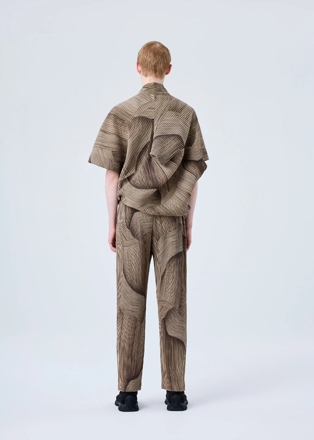 YUDX Miyake Pleated Men's Jacket Solid Color Irregular Top Short Sleeve One Button Design 2024 Autumn New