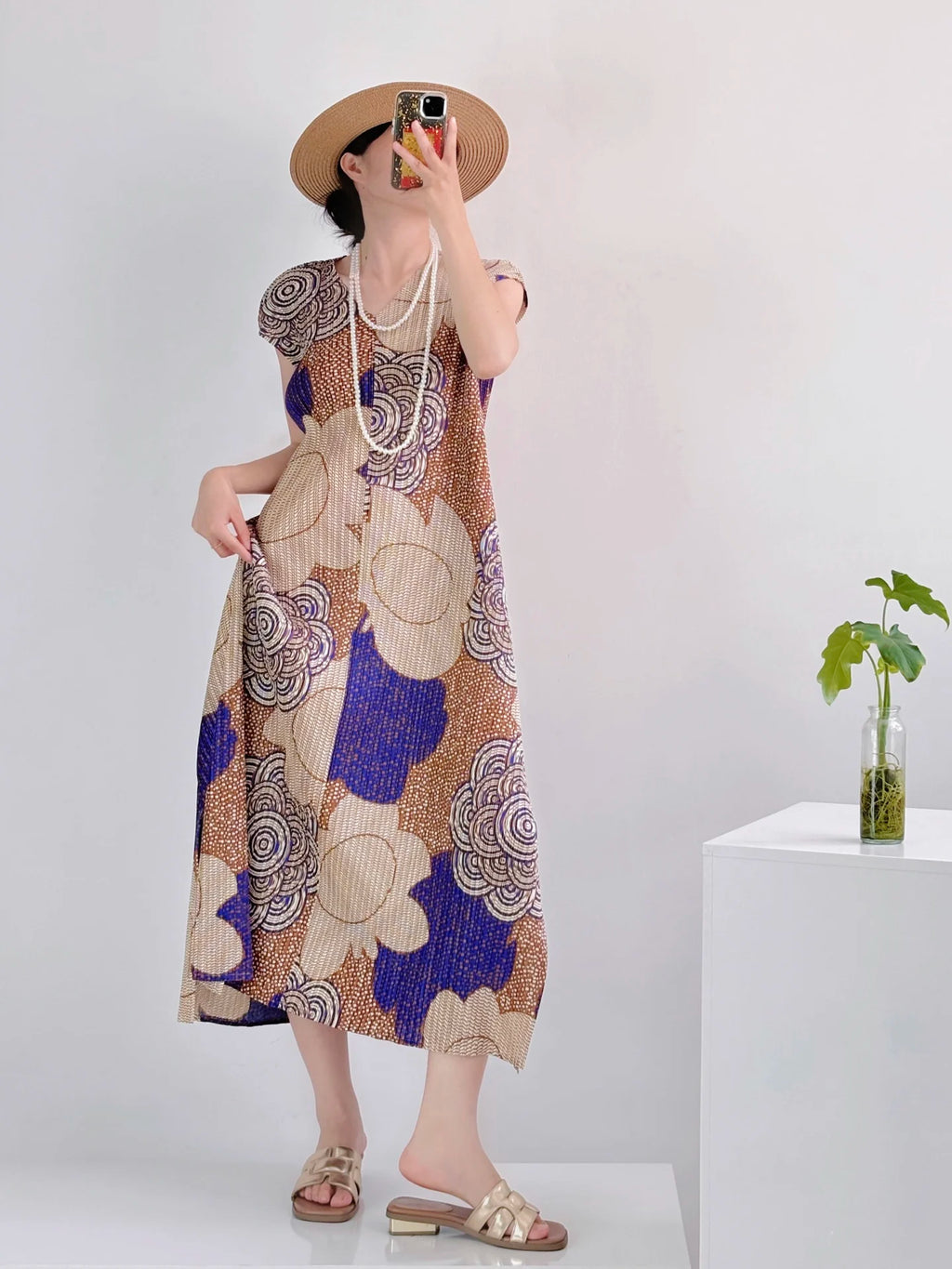 YUDX Brown Floral Blue Print Miyake Pleated Vneck Cap Sleeve Maxi Dress, Lightweight Slit Women's Casual Vacation Boho Dress New