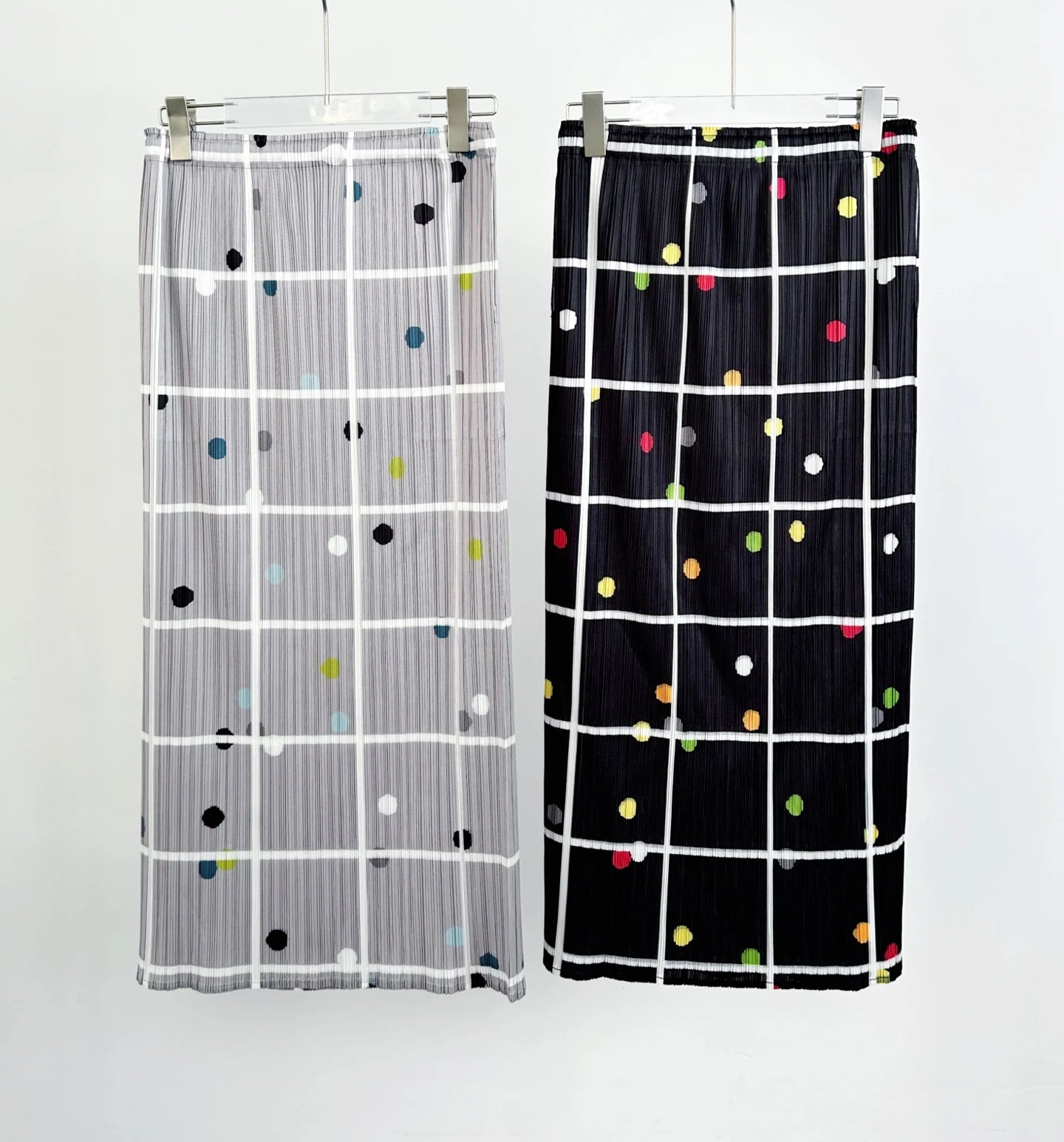 YUDX Black White Grid Colorful Polka Dot Print Pleated 2 Piece Set Short Sleeve Loose Fit 2026 Trendy Vacation Women Casual Set