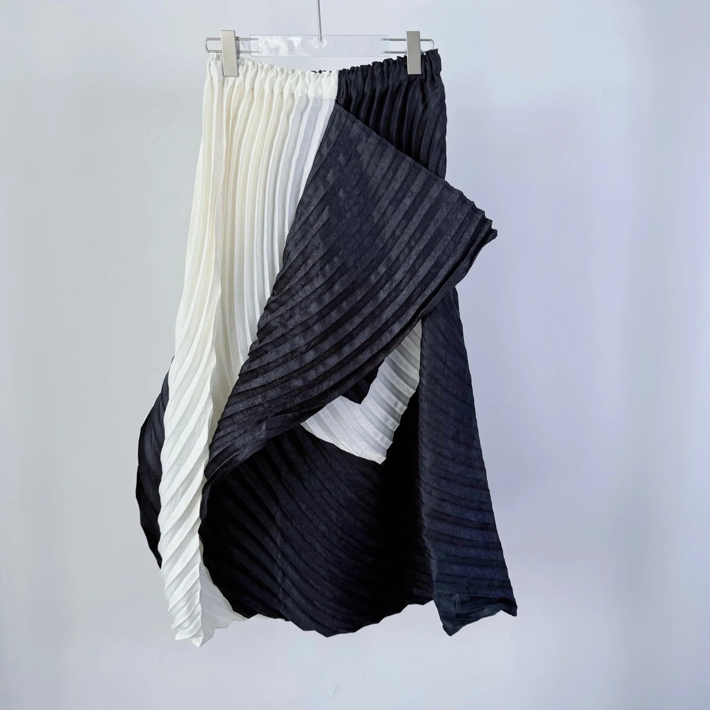 YUDX Black Geometric Print Miyake Pleated Sleeveless Asymmetric Top+Skirt Set Lightweight Women's Casual Resort Stylish Co-ords