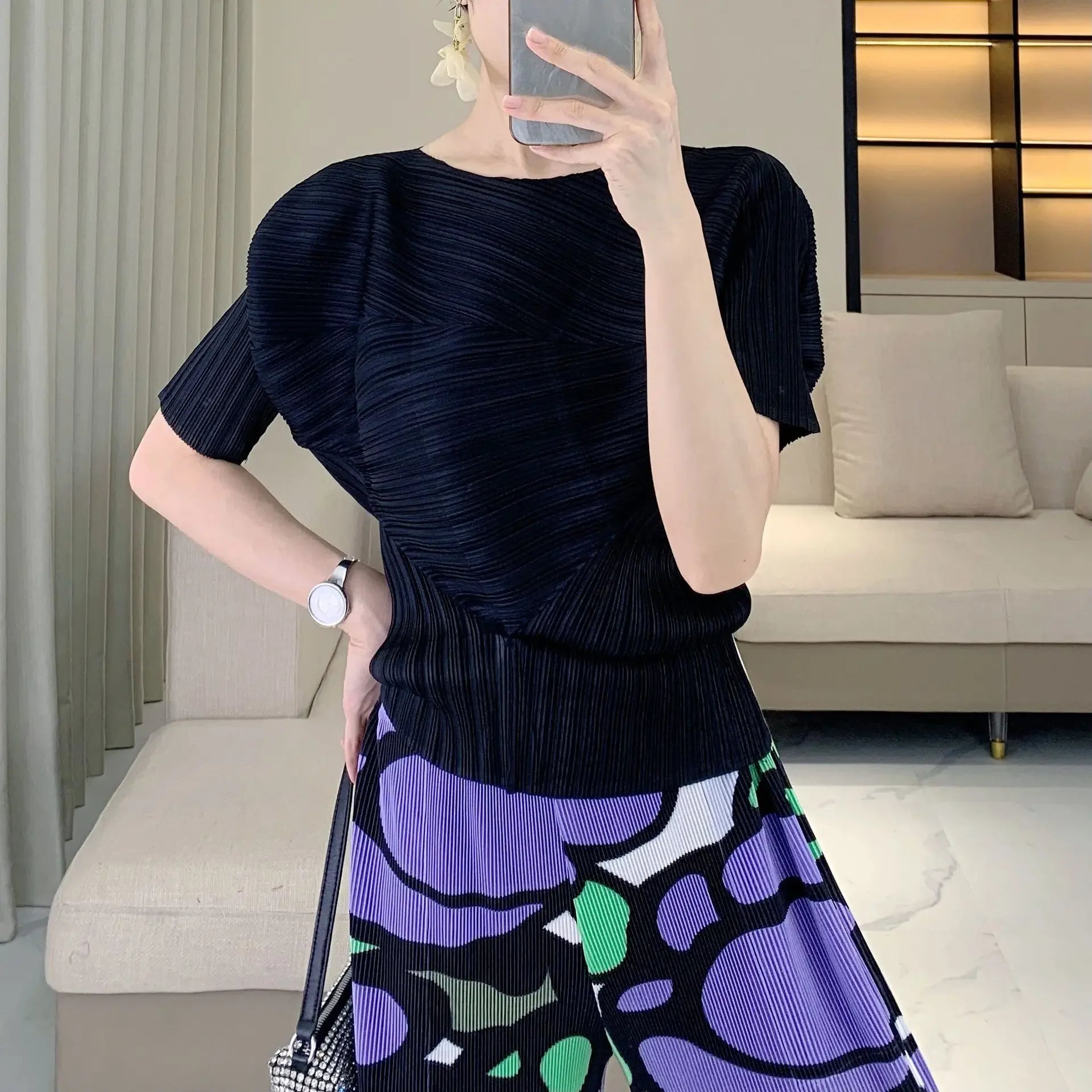 Miyake Pleated Irregular Short-sleeved Chic Women's T-shirt Versatile Elegant Elastic Slim Casual 2025 Summer New Pullover Tops
