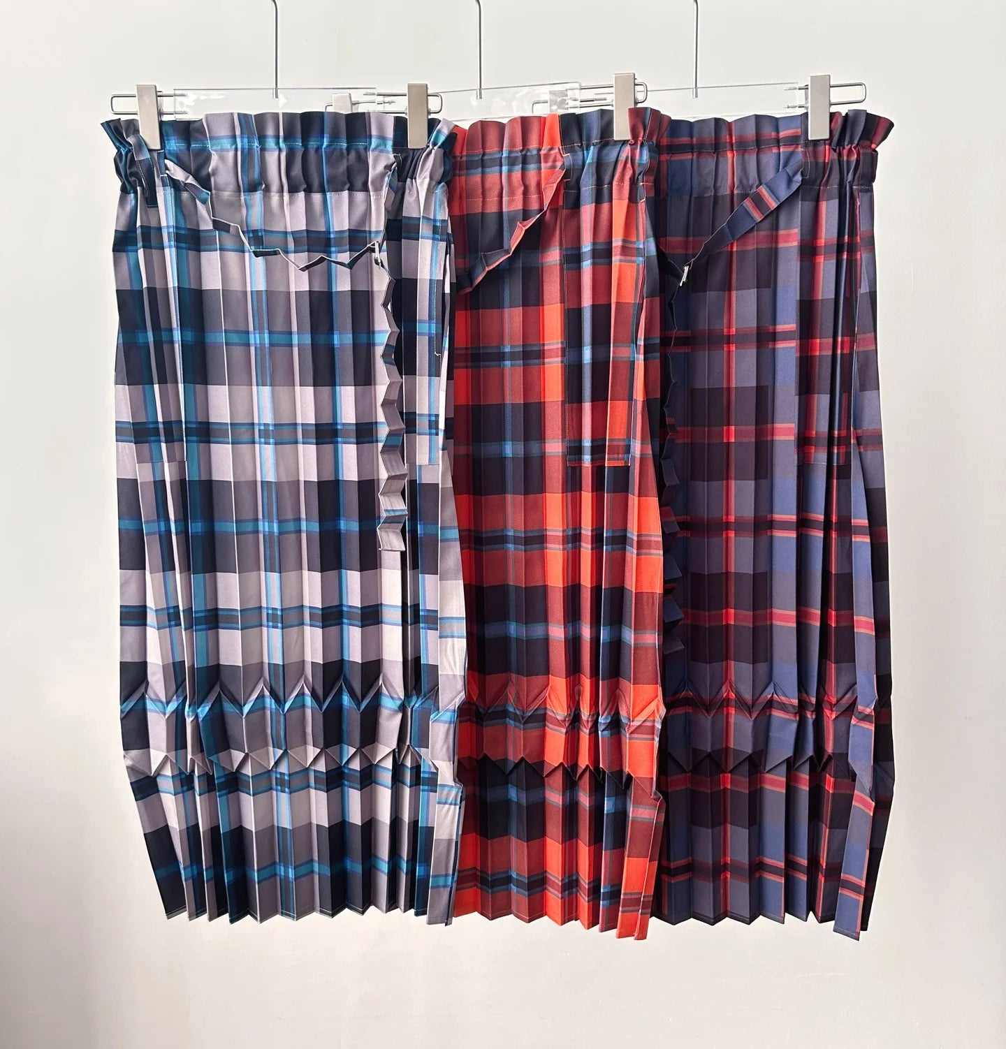 Blue Black Plaid Pleated Asymmetric Skirt Ruffle Trim Skirt Retro Modern Chic Stylish Trendy Daily Layering Essential Pieces