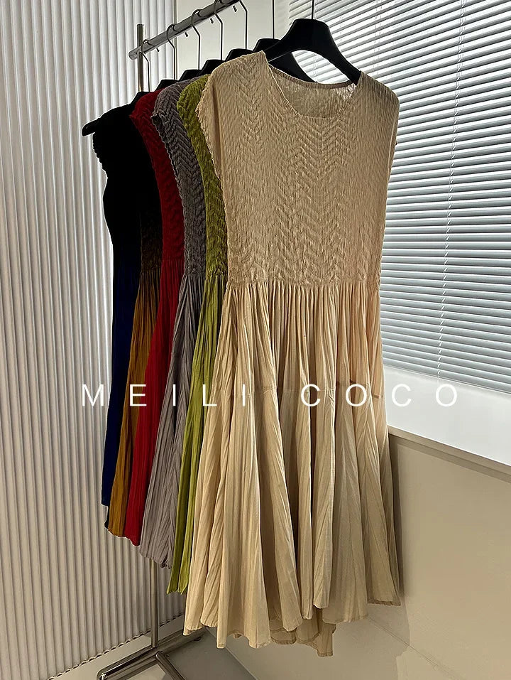 YUDX Irregular Waist Women's Dress 2024 Fall New Round Neck Short-sleeved Slim Fashion Temperament Pleated A-line Skirt