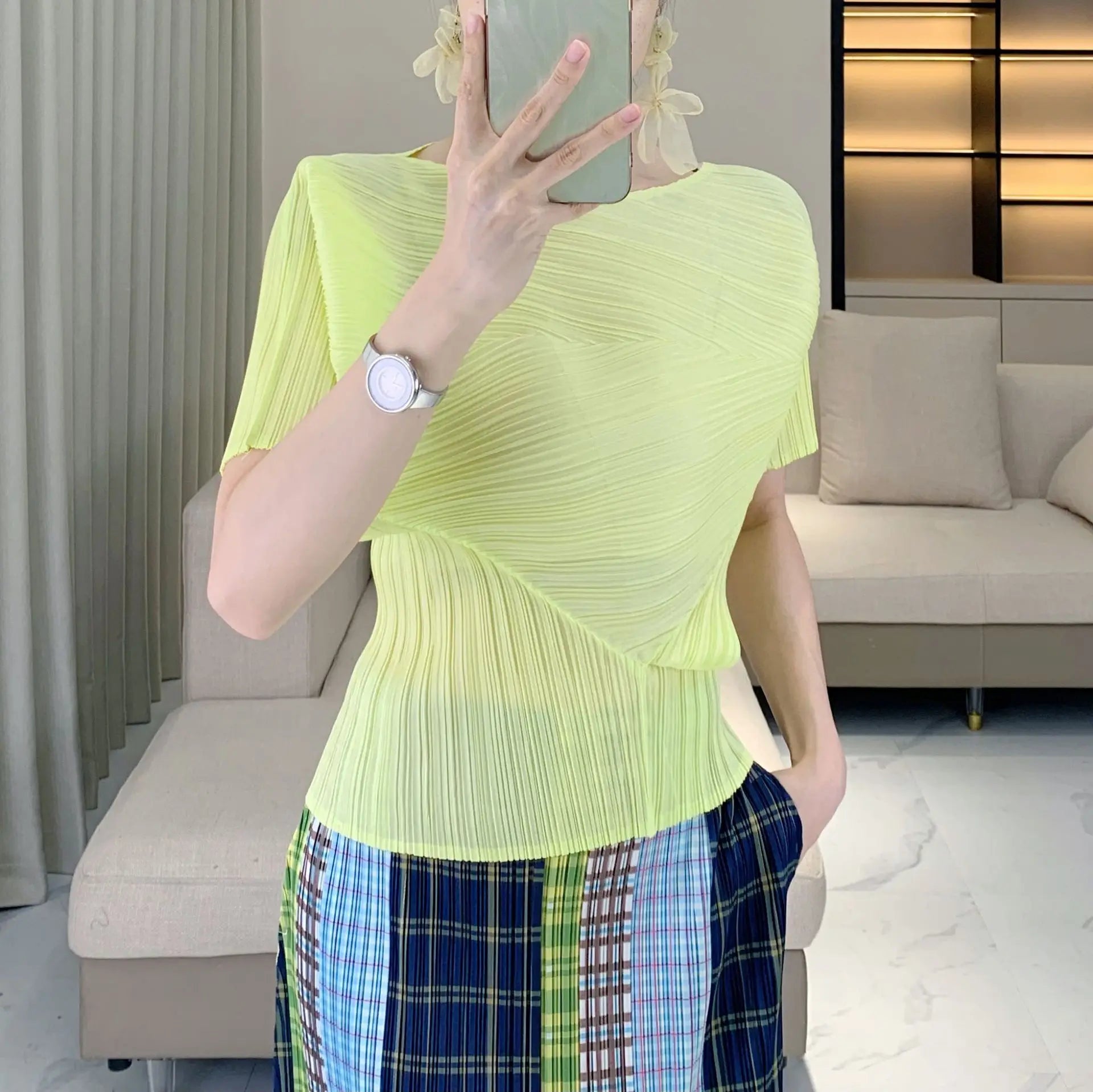 Miyake Pleated Irregular Short-sleeved Chic Women's T-shirt Versatile Elegant Elastic Slim Casual 2025 Summer New Pullover Tops