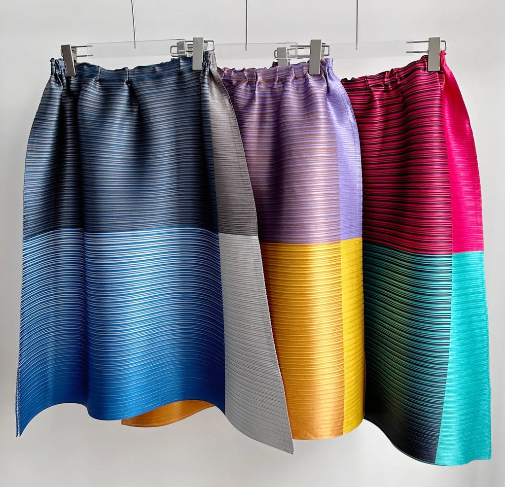 Miyake Pleated Collision Color Half Skirt 2025 Summer New Temperament Leisure Loose Horizontal Stripe A-line Skirt