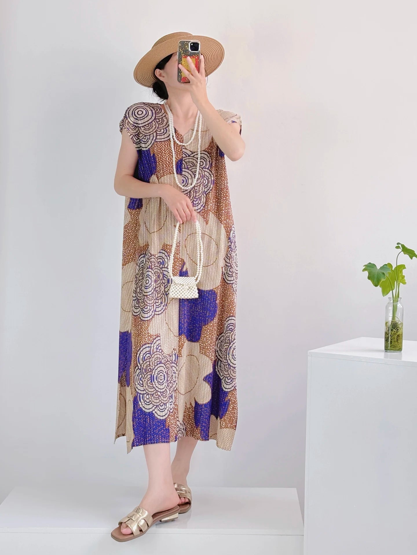 YUDX Brown Floral Blue Print Miyake Pleated Vneck Cap Sleeve Maxi Dress, Lightweight Slit Women's Casual Vacation Boho Dress New