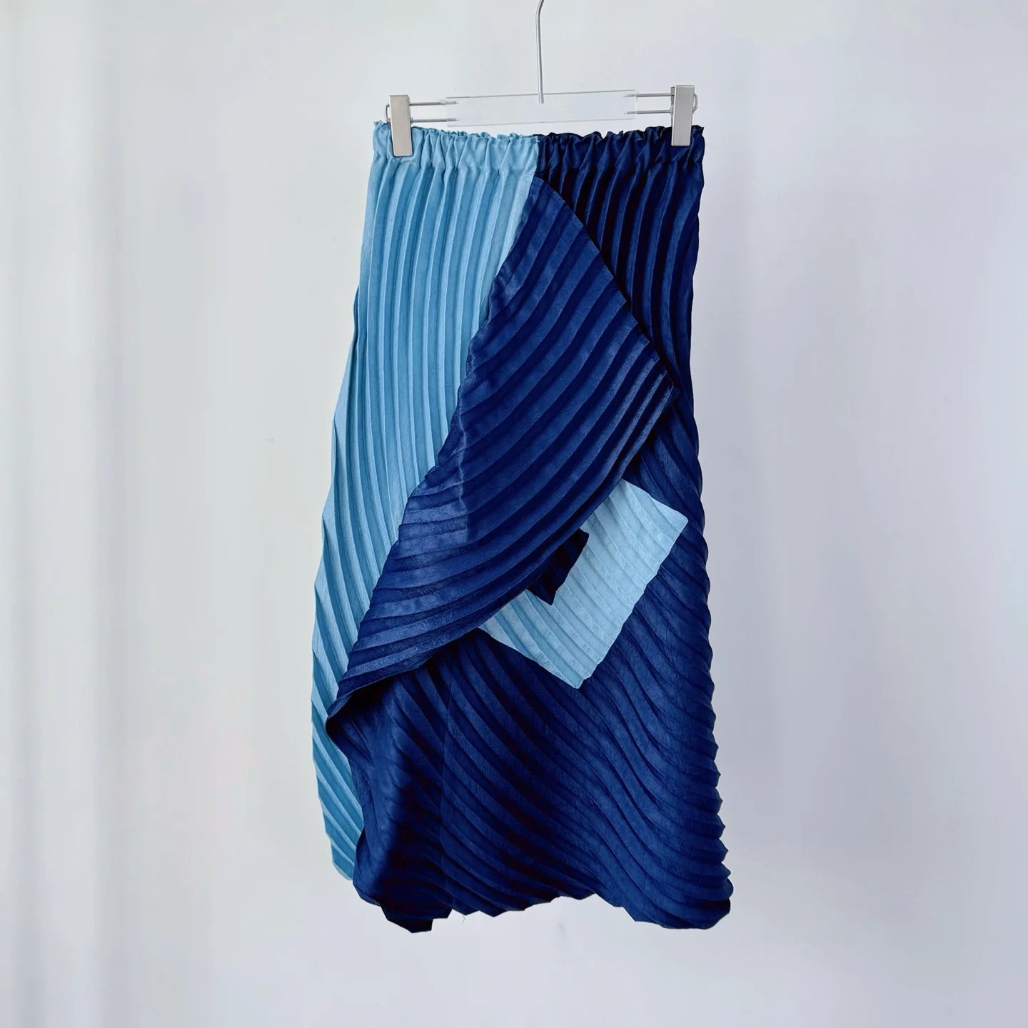 YUDX Black Geometric Print Miyake Pleated Sleeveless Asymmetric Top+Skirt Set Lightweight Women's Casual Resort Stylish Co-ords