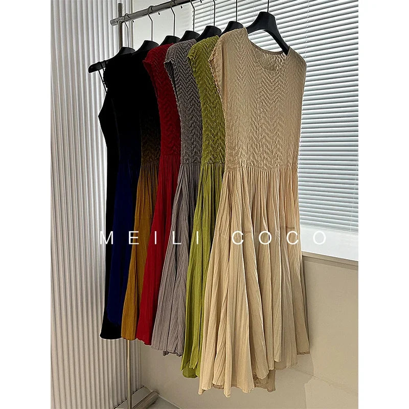 YUDX Irregular Waist Women's Dress 2024 Fall New Round Neck Short-sleeved Slim Fashion Temperament Pleated A-line Skirt