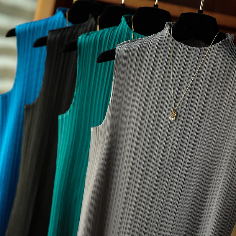 YUDX Miyake Pleated Classic Tops Sleeveless Bst T-shirt Harajuku Kawaii Korean Casual Fashion Fold Women Tees Aesthetic Clothes
